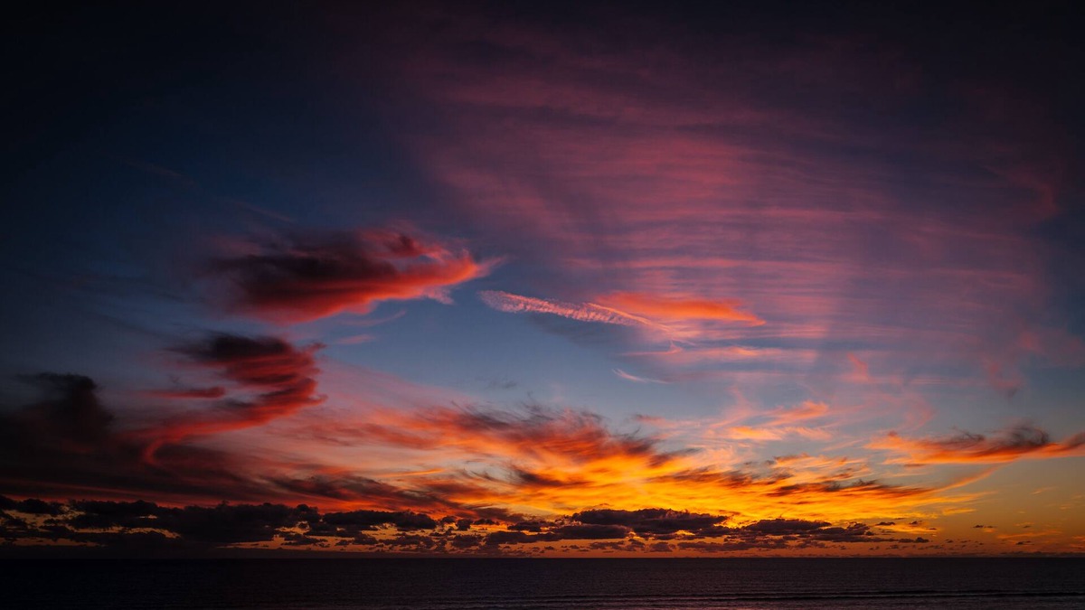 Glinks Gully House | Tasman Seascape - uninterrupted views, stunning sunsets & direct beach access
