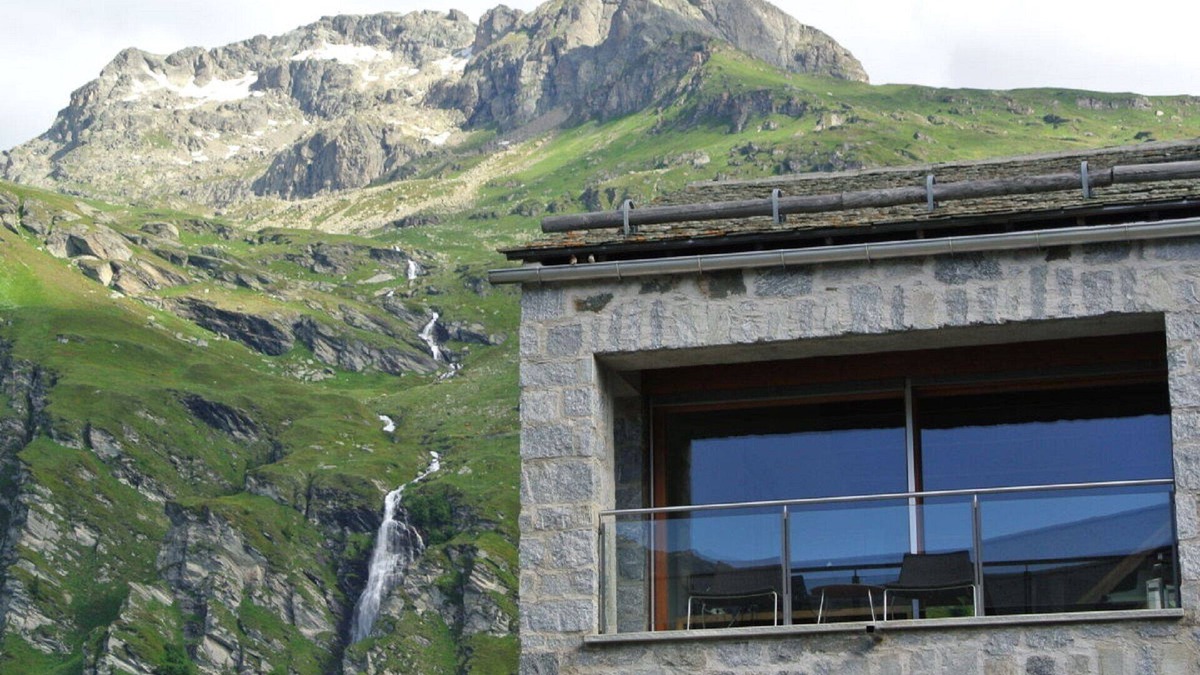 Maloja Apartment | Tasteful and luxurious apartment in the heart of the quiet Maloja