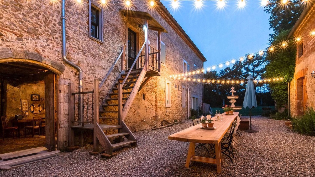 Artigat Villa | Tasteful appartment in Artigat with Private Terrace