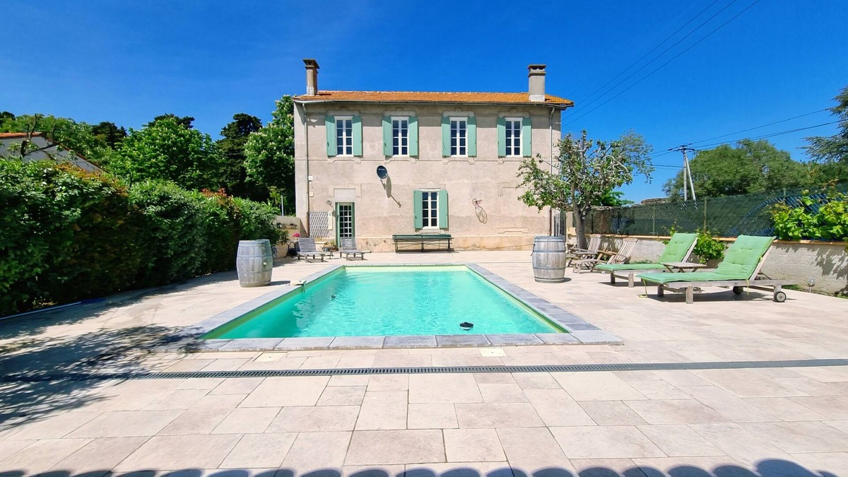 Olonzac Villa | Tasteful maison de maître with private pool