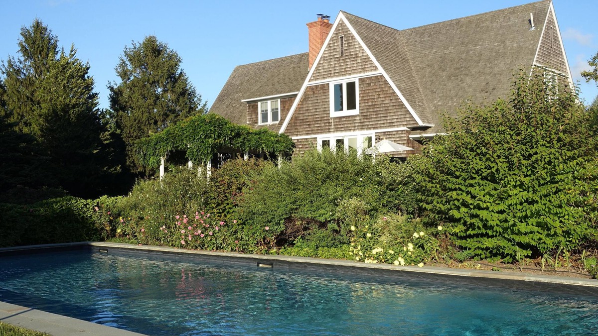Bridgehampton House | Tastefully Decorated and Lushly Landscaped Family Retreat with 60' Pool