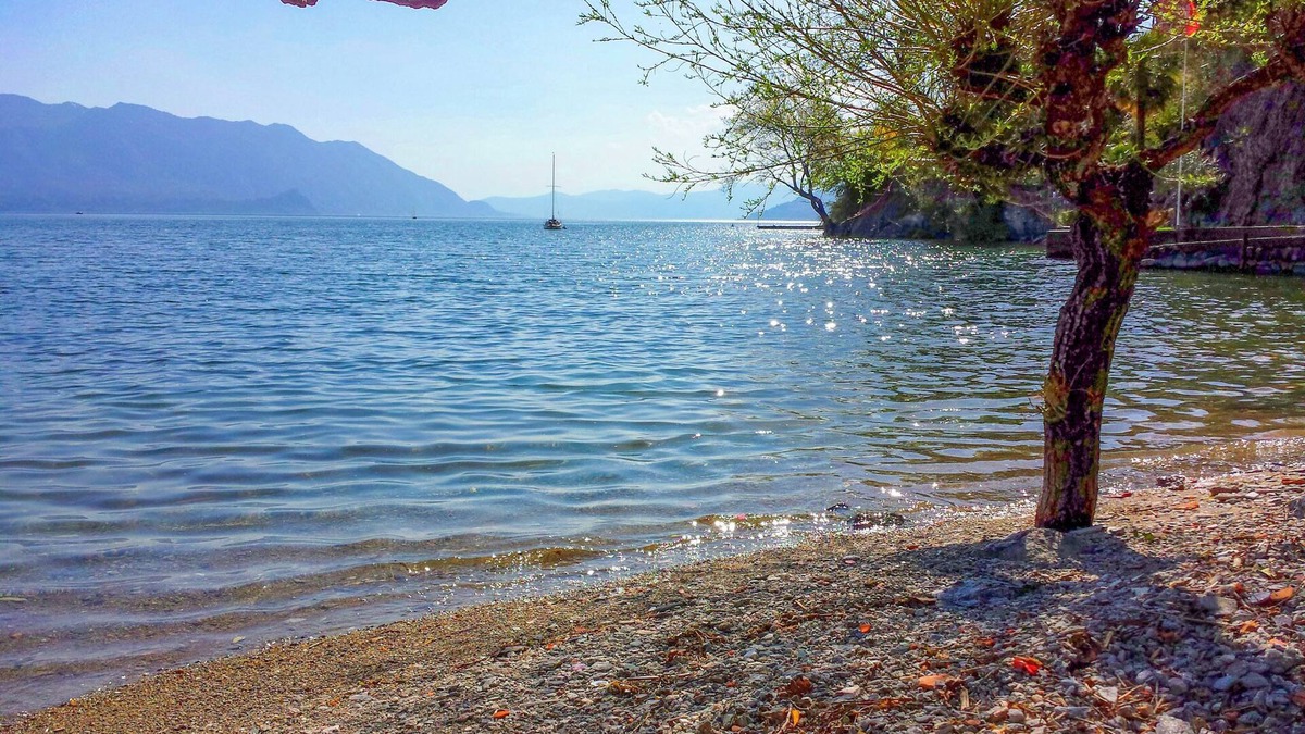 Cannobio House | Tastefully furnished 3½-room house with private lake access