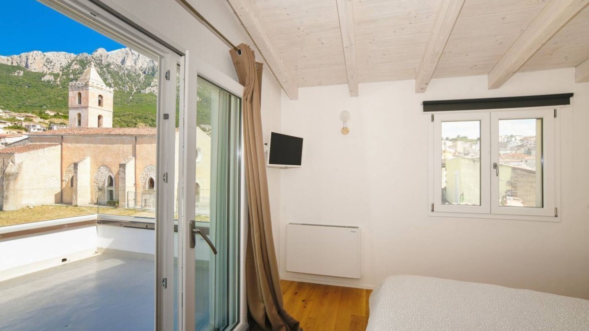 Oliena House | Tatta & Nanna Rooms "Suite"