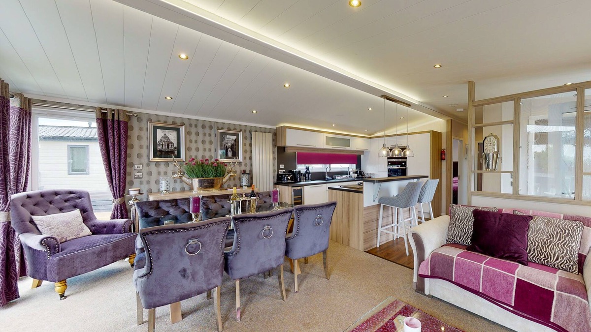 Dogdyke House | Tattershall VIP Lodge - Sleeps 6 - Terrace with private hot tub