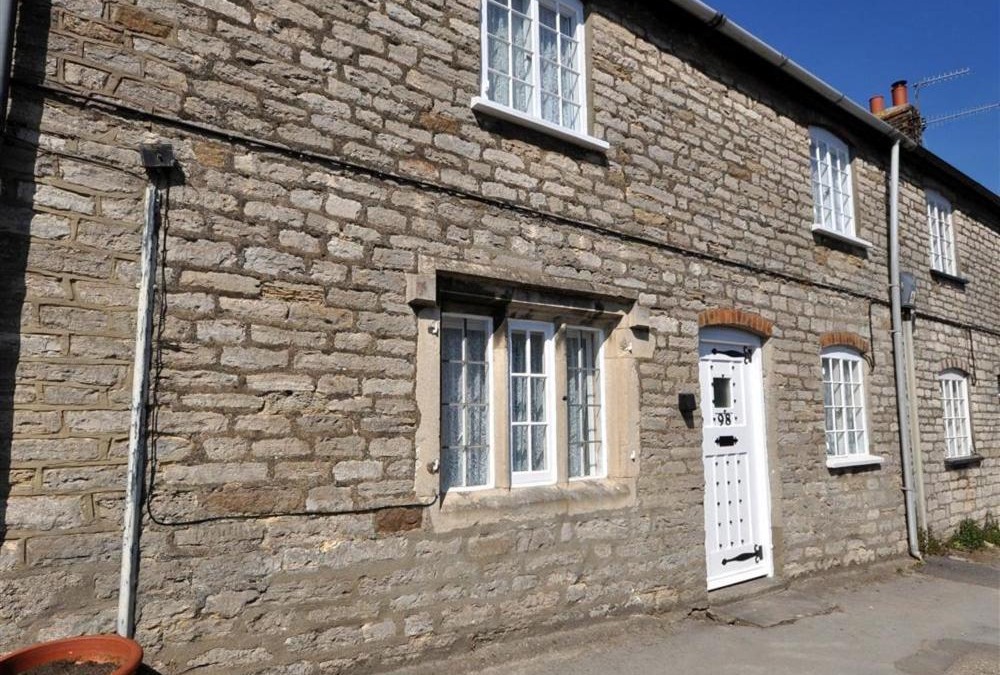 Corfe Castle Village House | Tavern Way