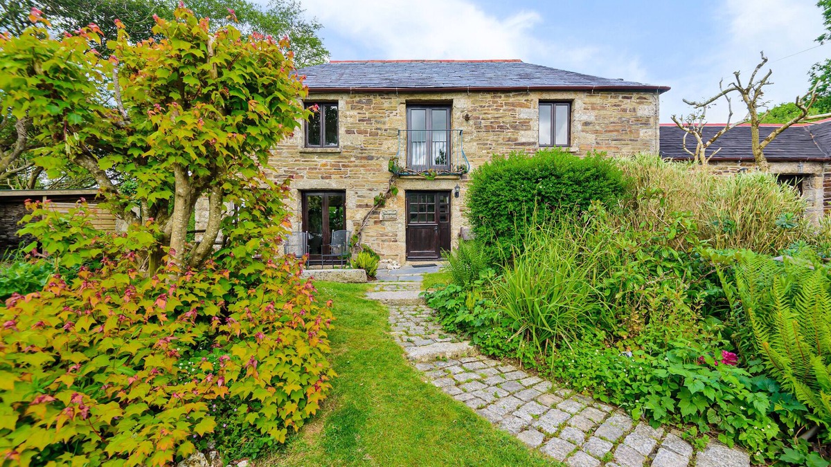 Bodmin Cottage | Tawnawood - Two Bedroom Cottage, Sleeps 6