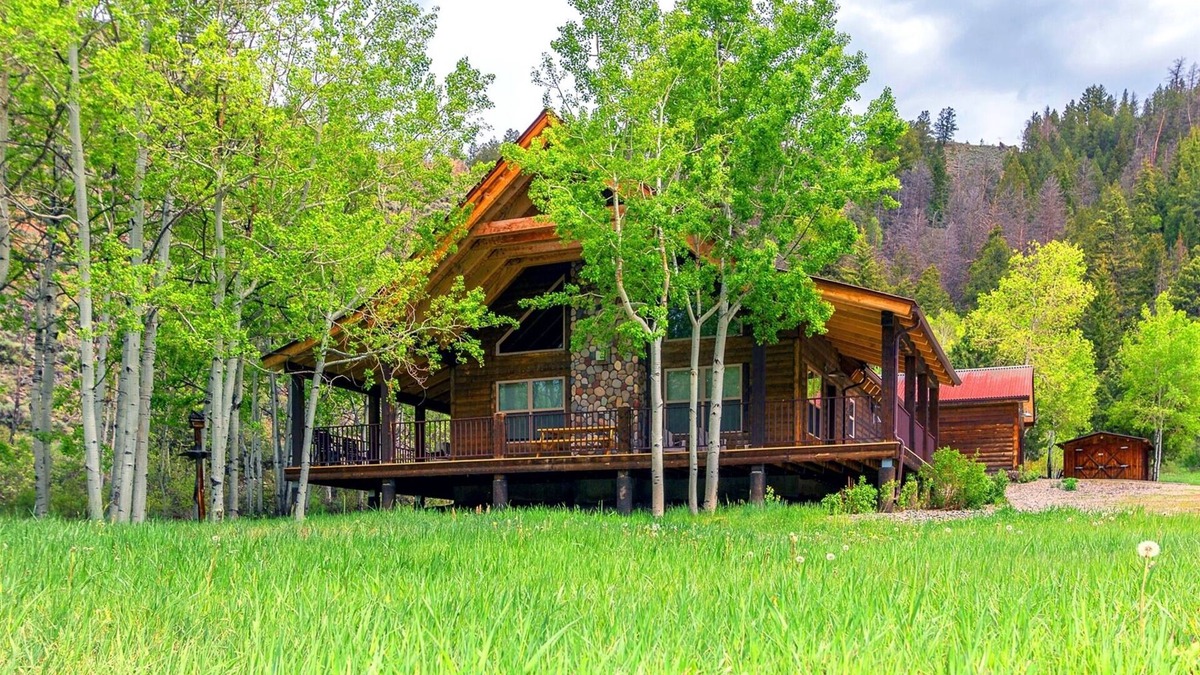 Almont House | Taylormade Hideaway - Almont