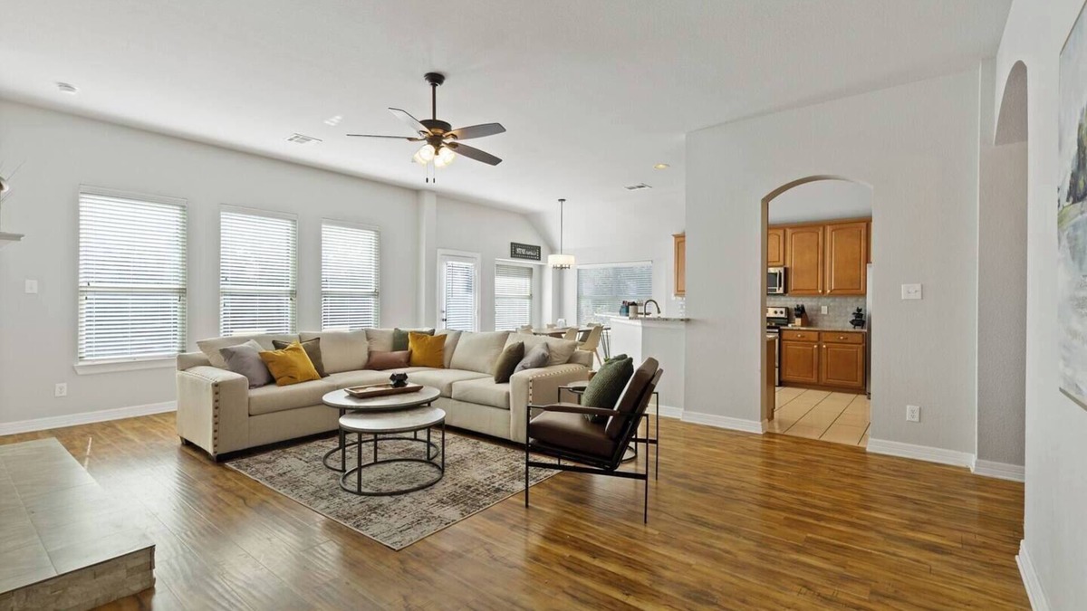 Wylie House | TCH - Spacious 5bd/3ba home in Wylie w/Workspace