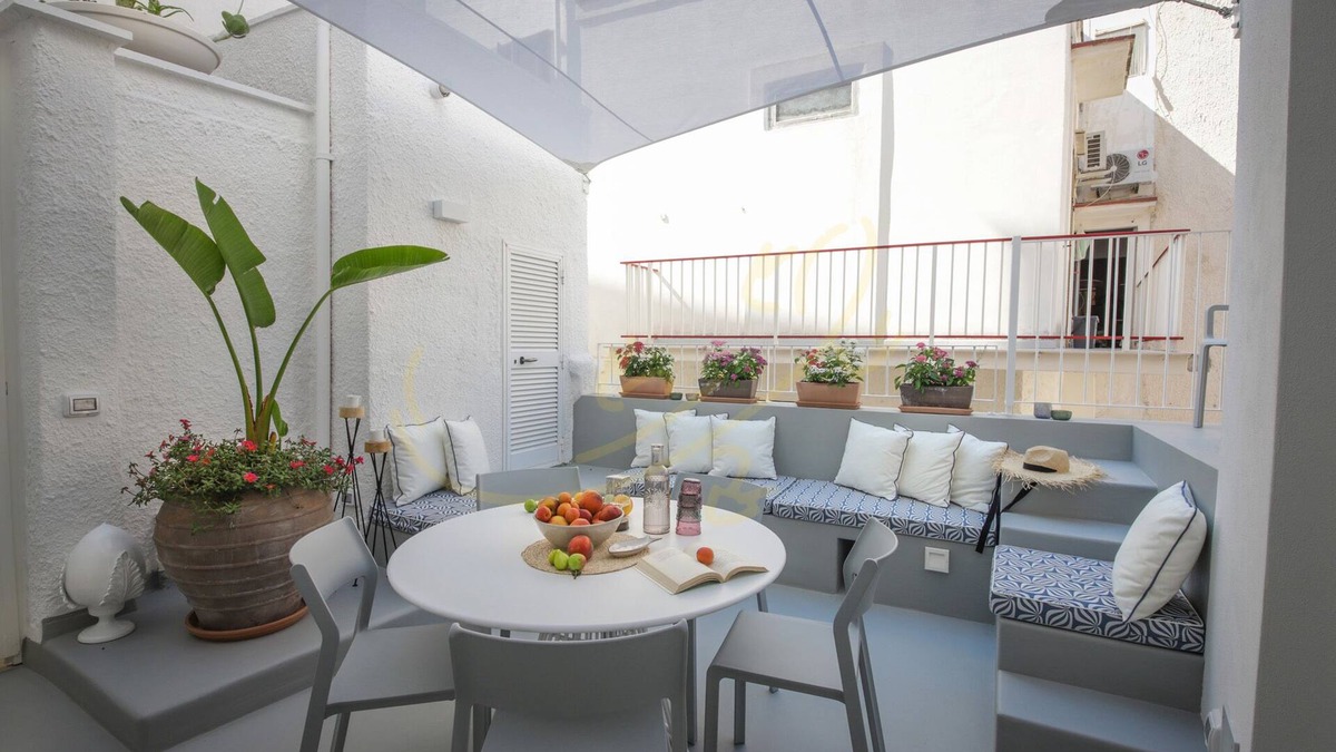 Centro Storico Apartment | TD Casa Marea Seaside View in Prime Location