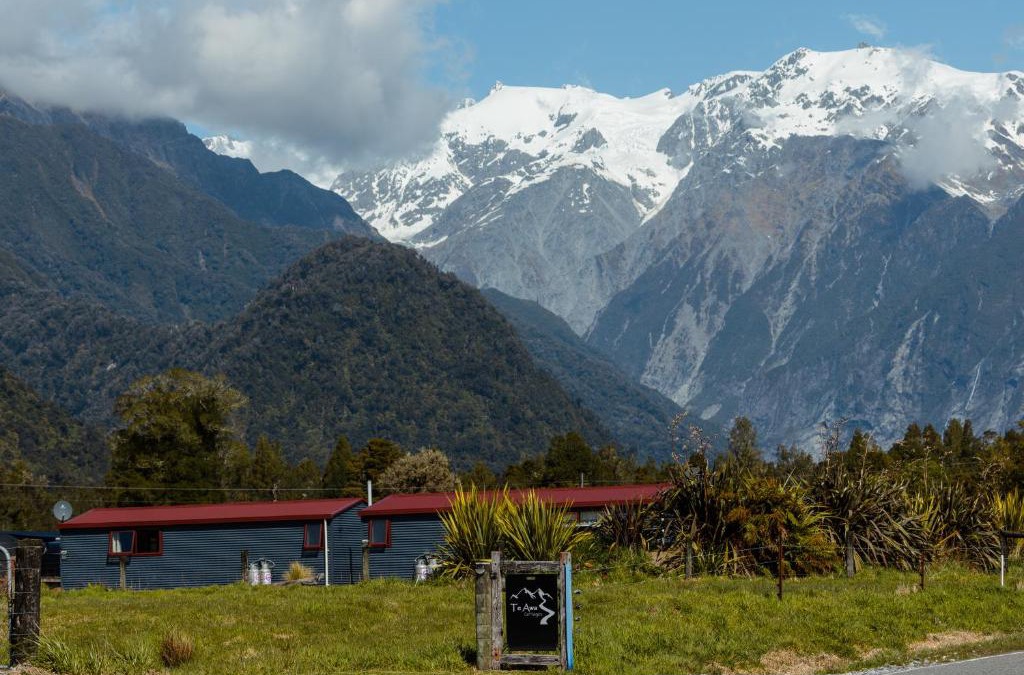 Franz Josef Glacier House | Te Awa Cottages