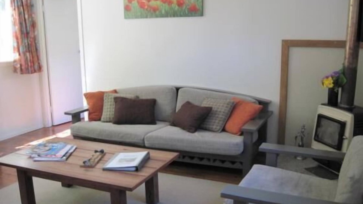 Kereta Cabin | Te Mata Lodge - 2 Bedroom Cottage