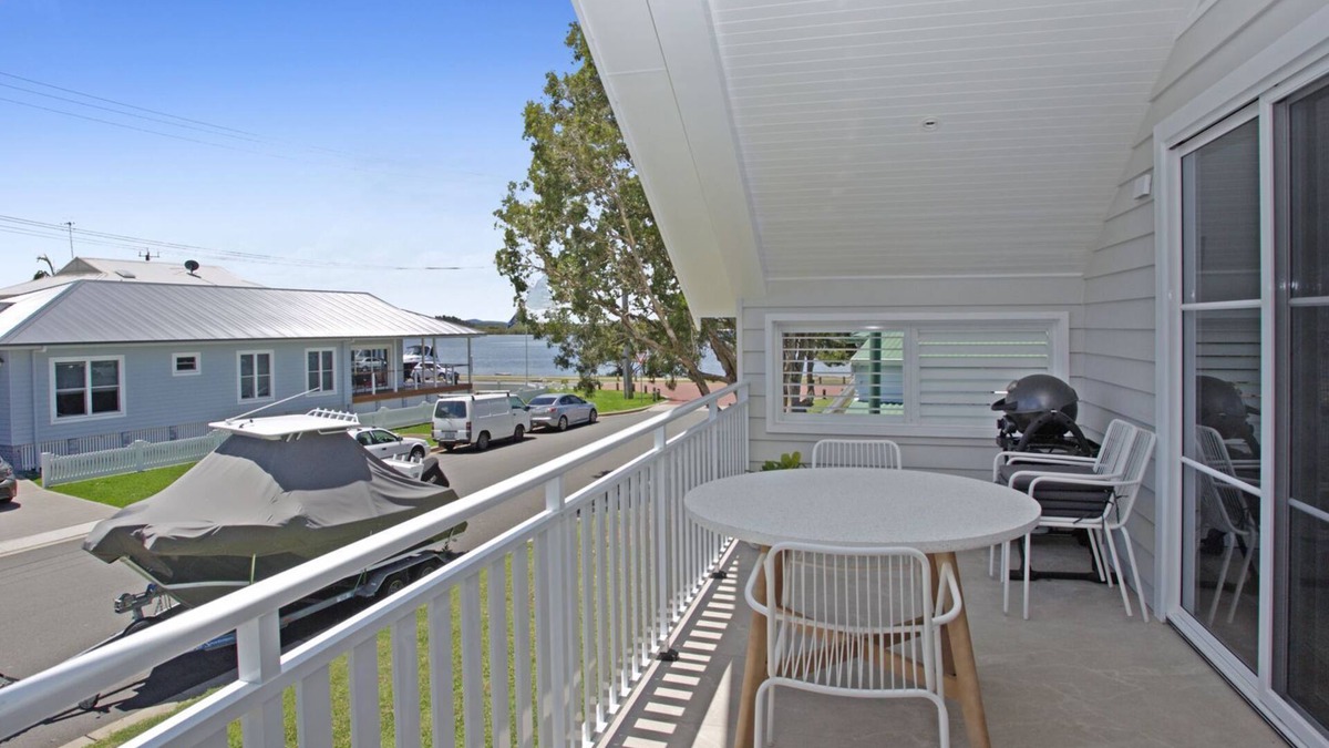 Tea Gardens Apartment | Tea Gardens Loft - Boutique Accommodation