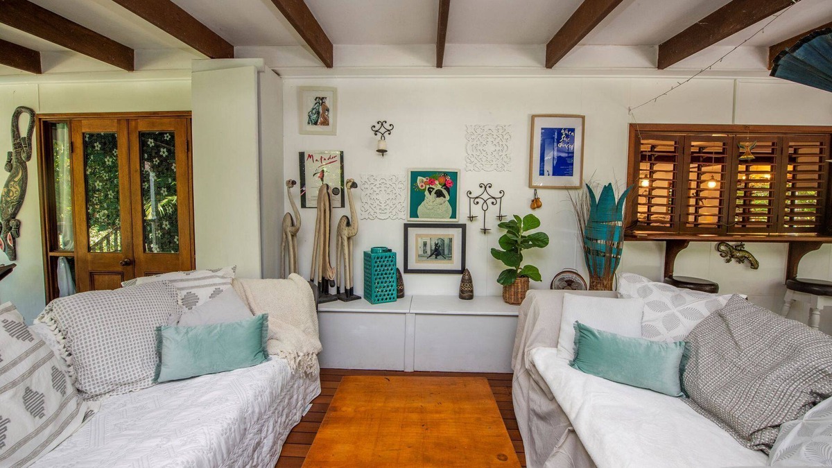Picnic Bay House | Tea Tree Lodge - Tropical Retreat