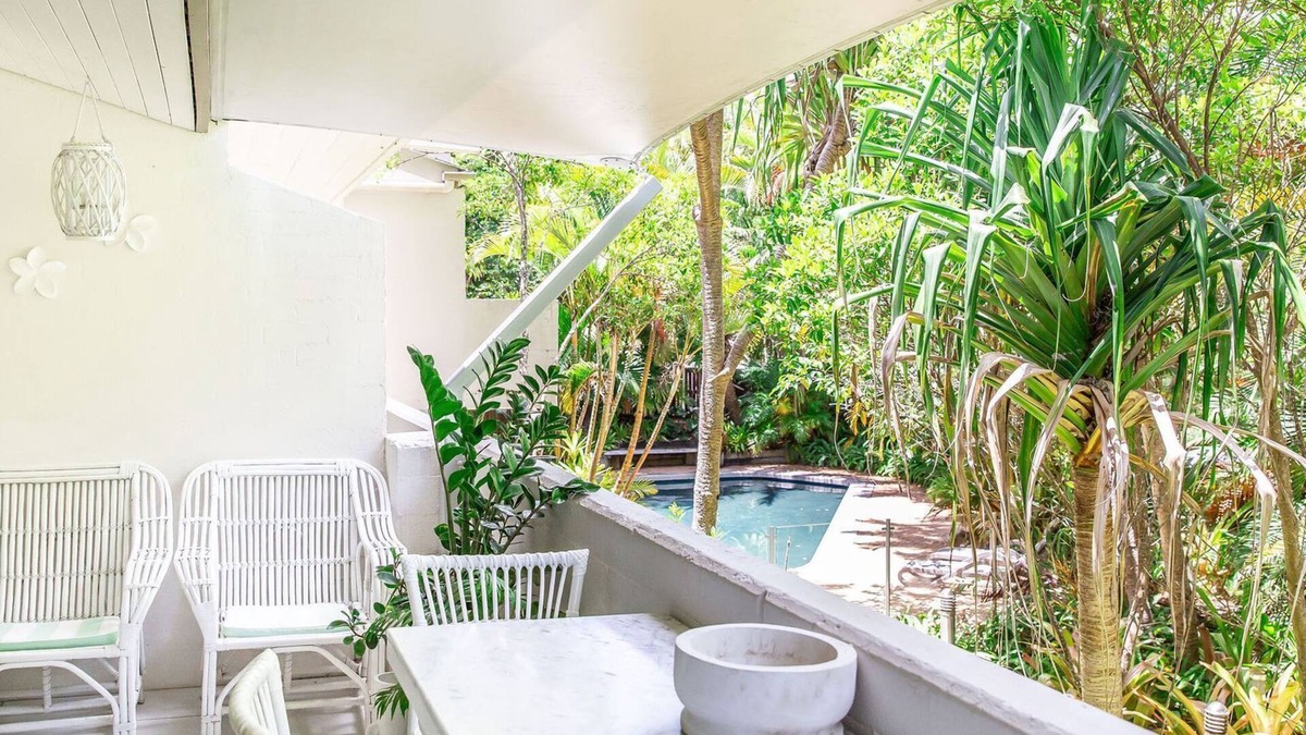 Sunshine Coast Apartment | Tea Trees 3 - relaxed coastal apartment, location!