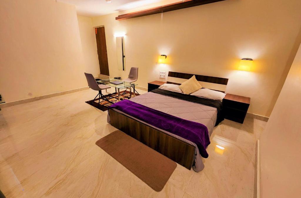 Wardha Bed & Breakfast | Teakwood Farms