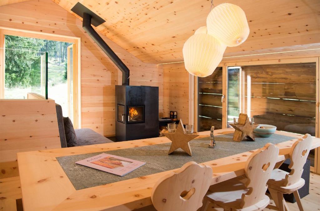 Lantsch-Lenz Ski Chalet | Tech-Free Haven Got Spess Lenzerheide