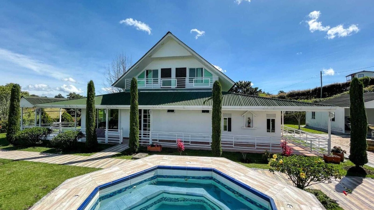 Marinilla Cottage | Techo Verde