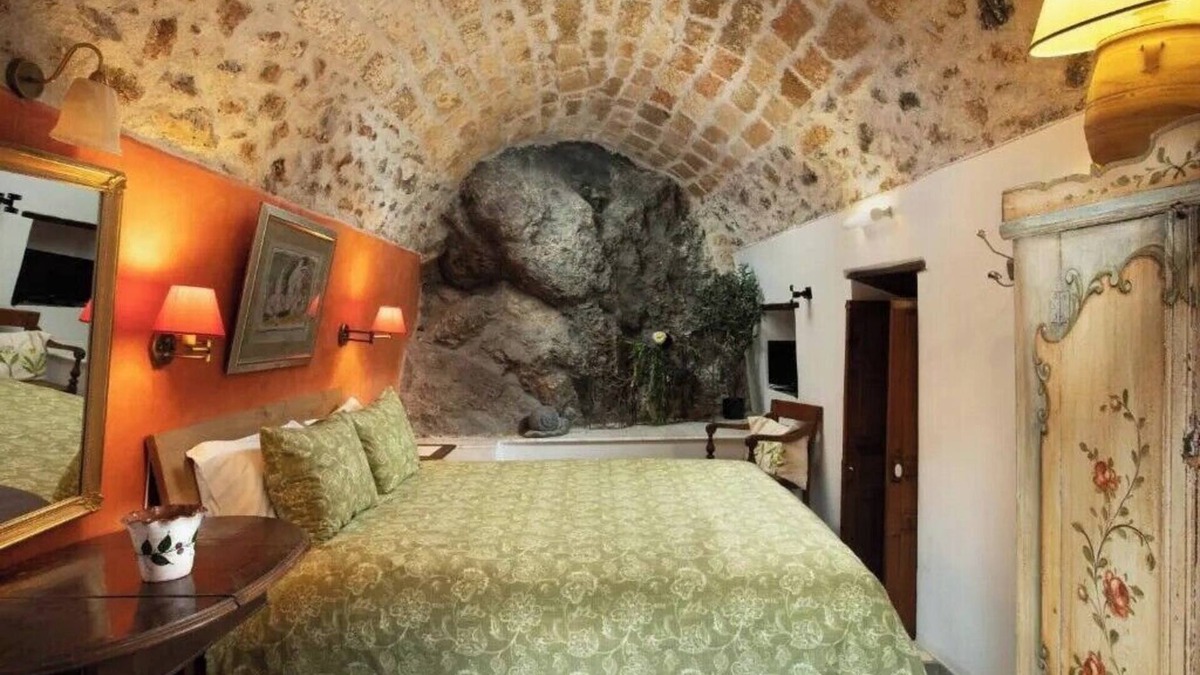 Papadhianika House | Telesilla House Monemvasia