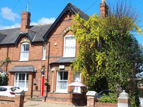 Stony Stratford Bed & Breakfast | Telford House
