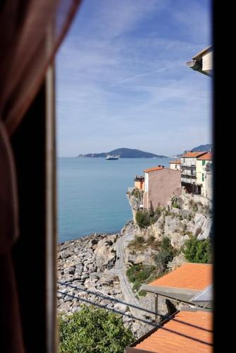 Tellaro House | Tellaro, Casa del Poeta