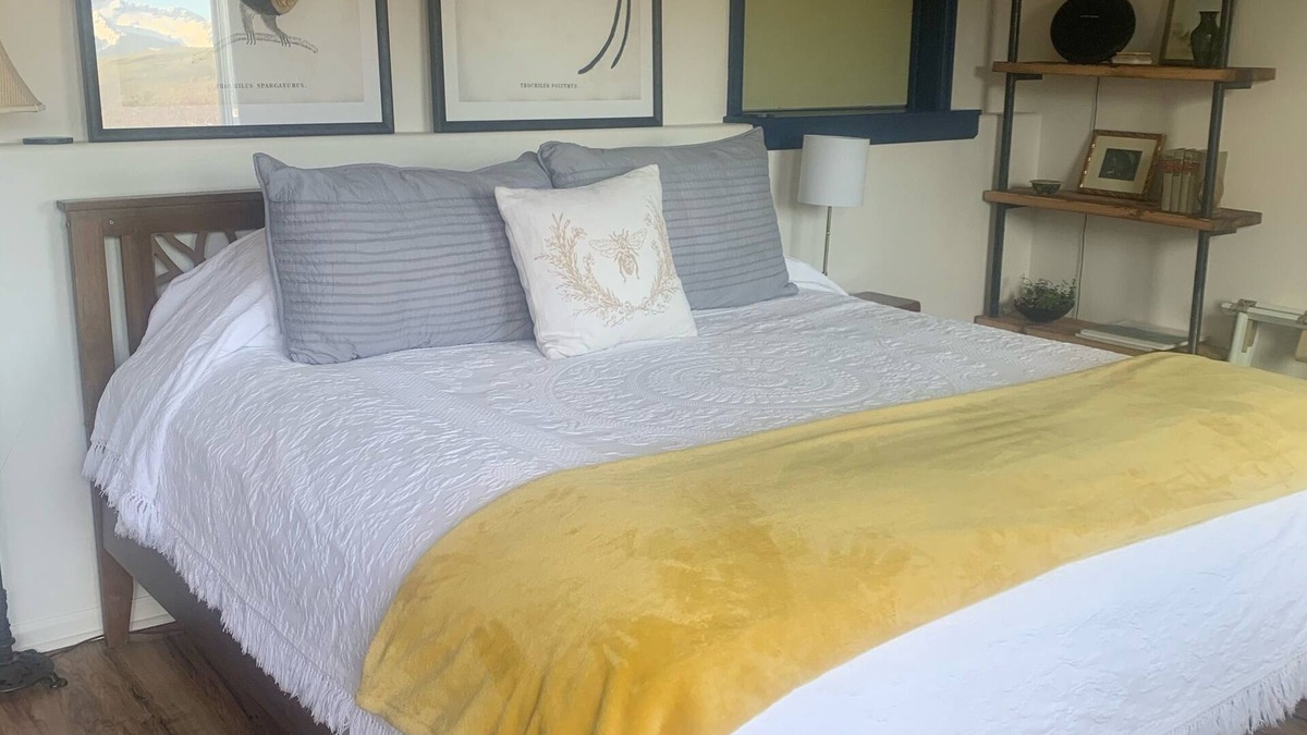 Telluride Apartment | TELLURIDE! QUIET, SERENE, ROMANTIC w BREATHTAKING VIEWS! 12 min TO TOWN