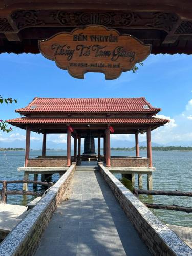 Phu Loc House | Temple Stay - Diem Phung Pagoda