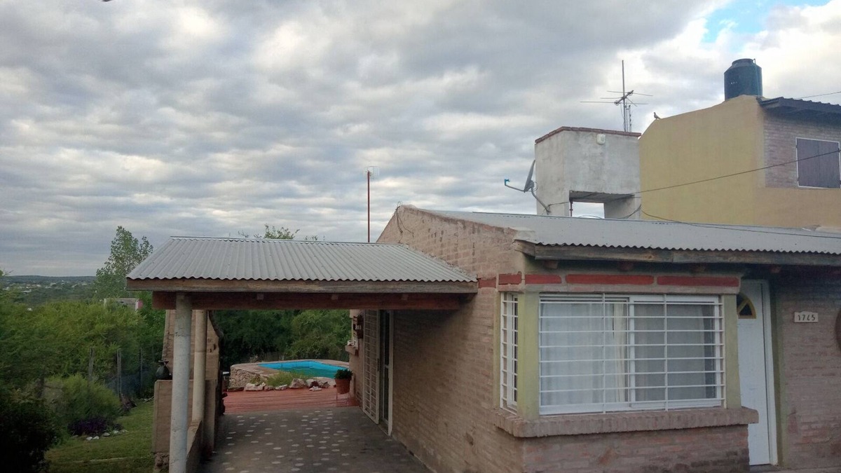 Villa Parque Siquiman House | TEMPORARY RENTAL IN CORDOBA AT A VERY GOOD PRICE!