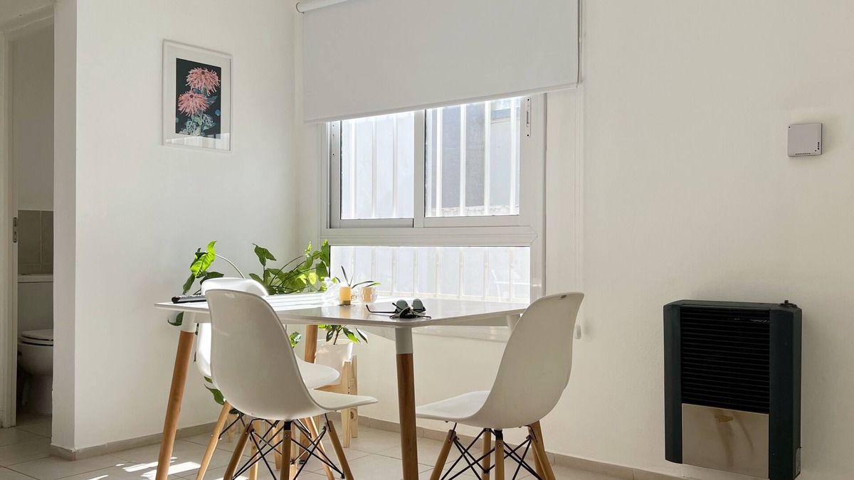 General Roca Apartment | Temporary South, for three people, with two beds