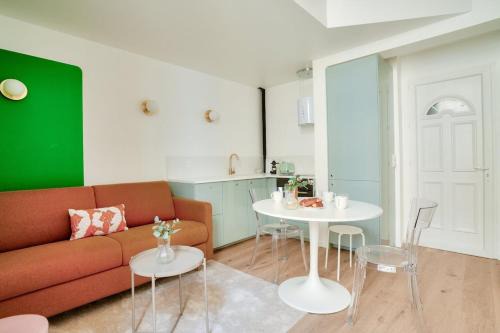 Quartier Saint-Ambroise Apartment | Temps suspendu - Sublime duplex avec mezzanine pour 4