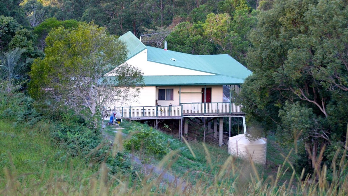 Canina House | Ten Twenty One - country comfort retreat