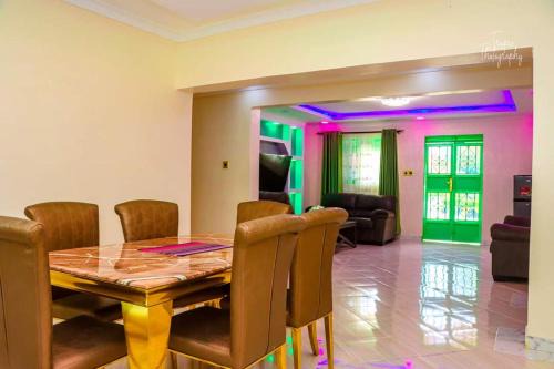 Lodwar Hotel | Ten villa luxury resort
