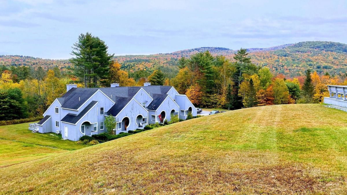 Plymouth Condo | Tenney Mountain Getaway - Ski In/Ski Out; Lake, Hiking Trails, PSU Nearby!