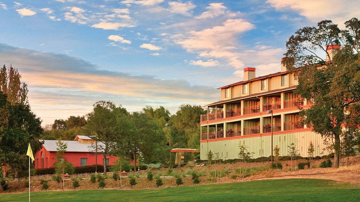 Angels Camp Condo | Tennis, Lakes, 10th Fairway, Wyndham Angels Camp
