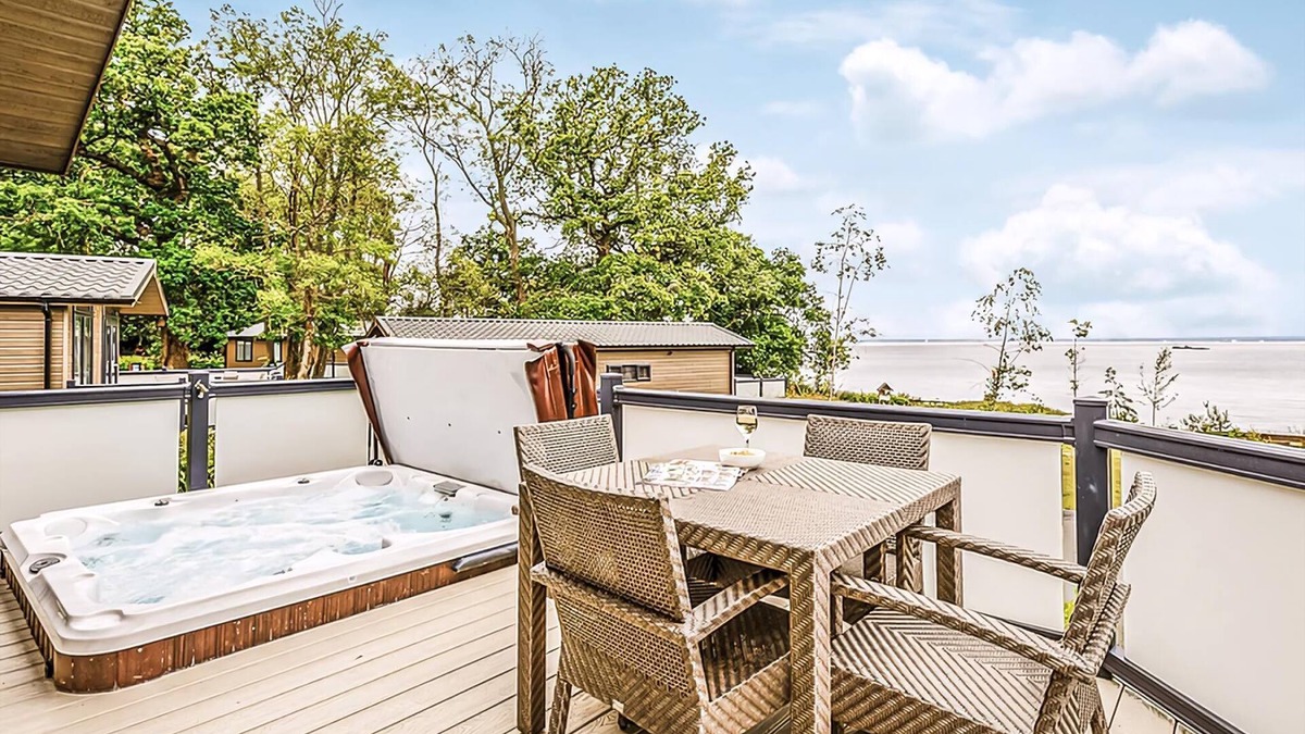 Ryde Ski Chalet | Tennyson Premier Lodge
