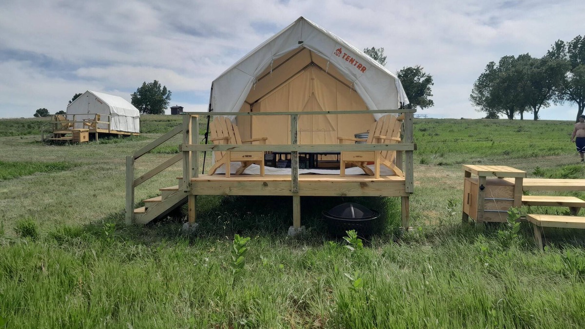 Loup City RV Rental | Tentrr State Park Site - Nebraska Sherman SRA – Redwood Lakeview C – Single Ca