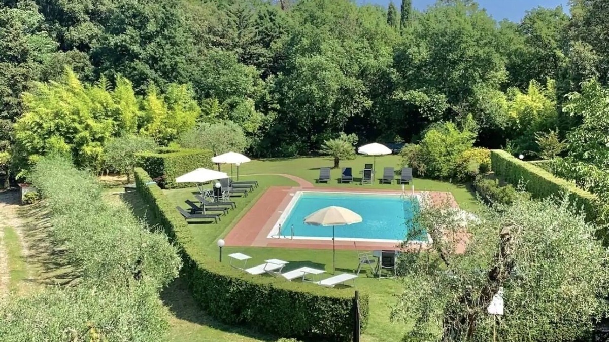 Lucca Villa | Tenuta Bellosguardo on the hills with Swimming pool and Jacuzi! EXCLUSIVE ESTATE