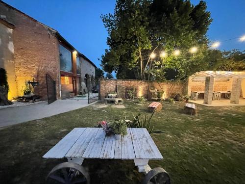 Este House | TENUTA BORGATO MORELLI