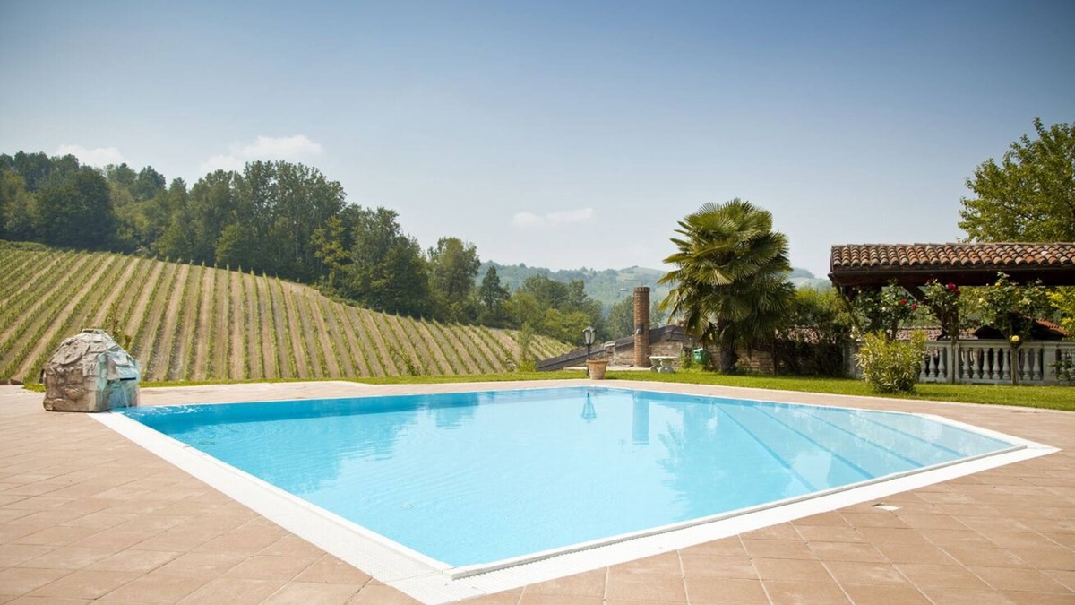 Castel Boglione House | Tenuta Cà dei Mandorli - Private Hotel & Luxury villa