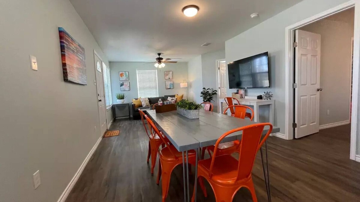 Aransas Pass House | Tequila Sunrise Getawaynn