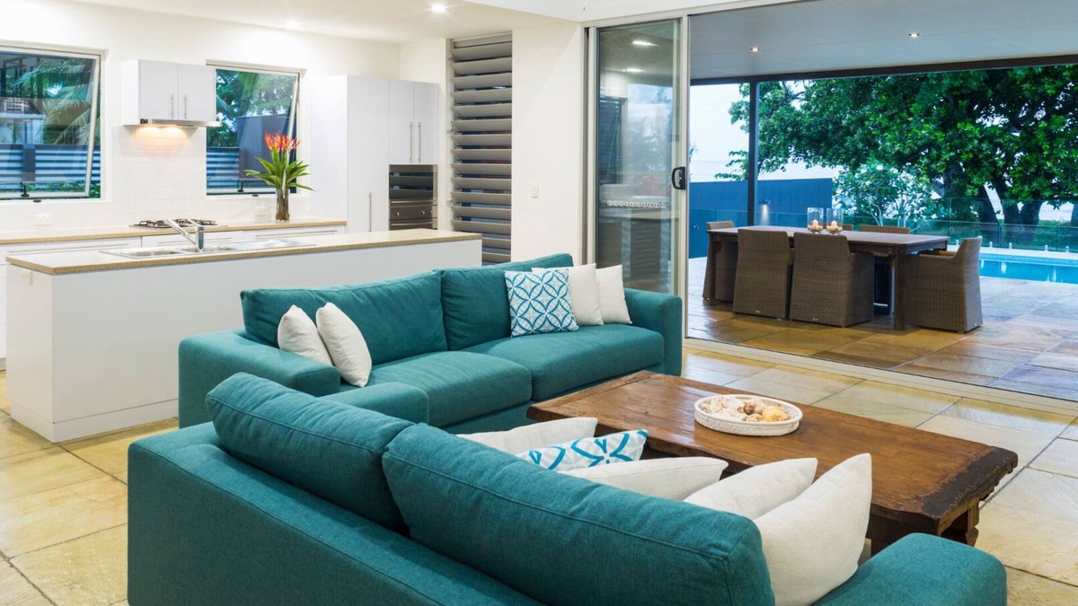 Wongaling Beach House | TERANGA at Mission Beach - direct beach access
