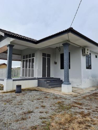 Pasir Mas House | Teratak Che Esah Guest House FREE WIFI NETFLIX