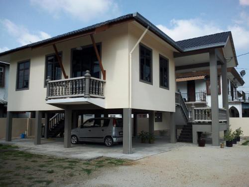 Kota Bharu House | Teratak Tok Wan 1 and 2