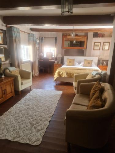 Wollerton Bed & Breakfast | Ternhill Farm House - 5 Star Guest Accommodation with optional award winning breakfast
