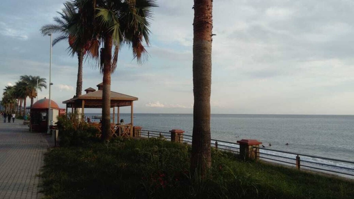 Mahmutlar Condo | Terra Desir 1+1 with Sea View