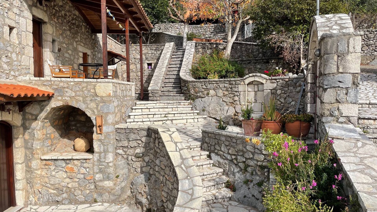 Raftis Villa | Terra Petra Villa at Psari Trikolonon Gortynia
