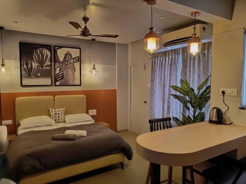 Mundhwa Apartment | Terra Private Studio with Balcony WiFi Ac Smart TV Kitchenette Washing Machine