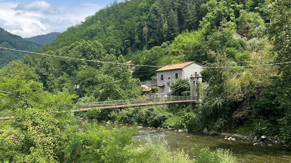 Bagni di Lucca Apartment | Terra Rossa is a lovely, modern apartment located in the heart of Bagni di Lucca