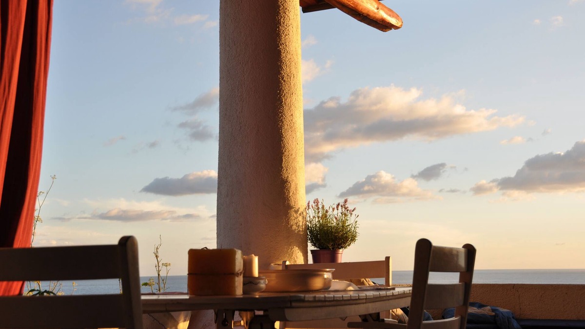 Malfa House | Terrace and garden overlooking Stromboli and Panarea,