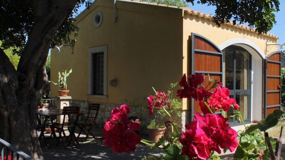 Pietre Nere San Zagaria House | Terrace On the Park - "Carretteria"