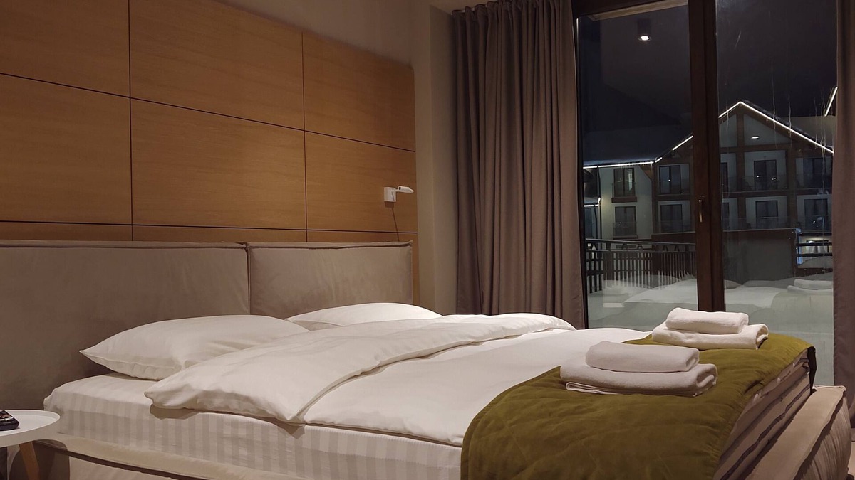 Dusheti Condo | Terrace Rooms - Luxurious Room